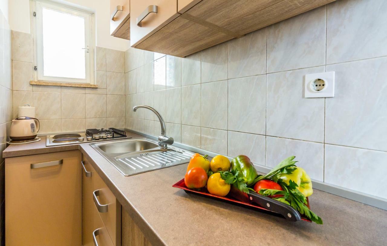 Pula Apartment Buitenkant foto